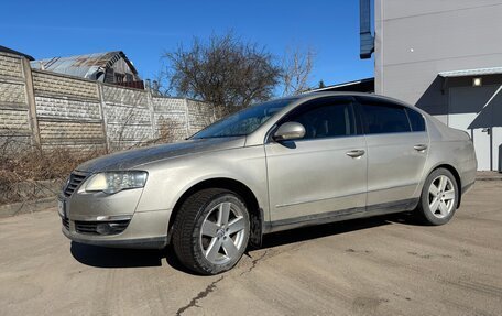 Volkswagen Passat B6, 2006 год, 660 000 рублей, 2 фотография