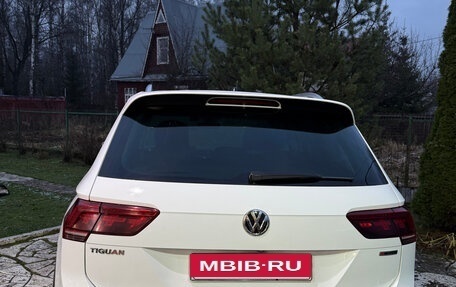 Volkswagen Tiguan II, 2019 год, 3 100 000 рублей, 24 фотография