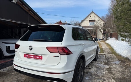 Volkswagen Tiguan II, 2019 год, 3 100 000 рублей, 21 фотография