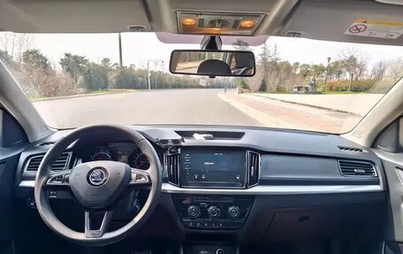 Skoda Kamiq I, 2022 год, 1 908 000 рублей, 10 фотография