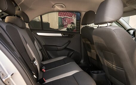 Skoda Rapid I, 2017 год, 985 000 рублей, 7 фотография