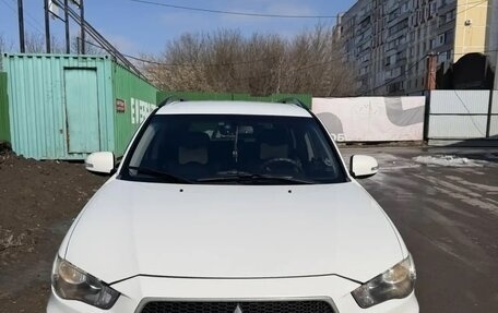 Mitsubishi Outlander III рестайлинг 3, 2011 год, 1 300 000 рублей, 1 фотография