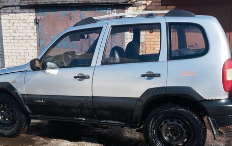 Chevrolet Niva I рестайлинг, 2006 год, 390 000 рублей, 9 фотография