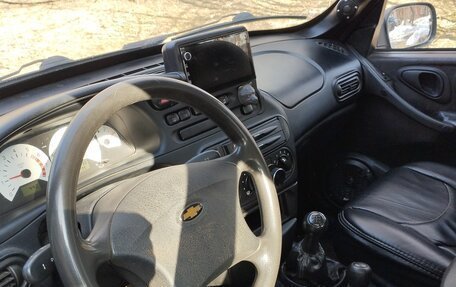 Chevrolet Niva I рестайлинг, 2006 год, 390 000 рублей, 18 фотография