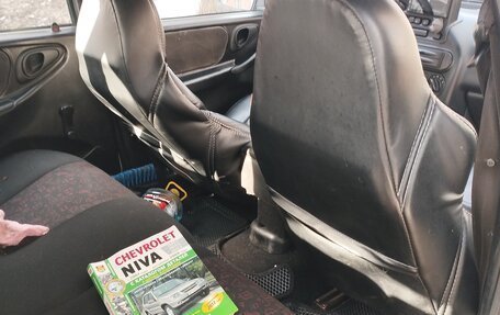 Chevrolet Niva I рестайлинг, 2006 год, 390 000 рублей, 22 фотография