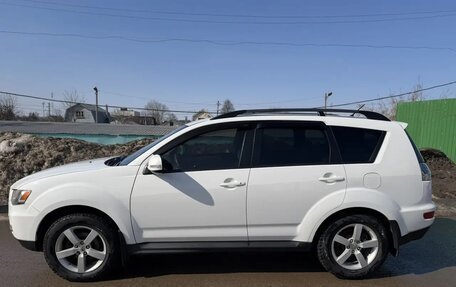 Mitsubishi Outlander III рестайлинг 3, 2011 год, 1 300 000 рублей, 3 фотография