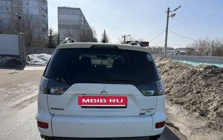 Mitsubishi Outlander III рестайлинг 3, 2011 год, 1 300 000 рублей, 4 фотография