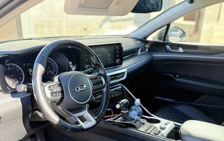 KIA K5, 2021 год, 1 870 000 рублей, 10 фотография