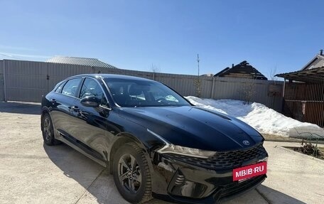 KIA K5, 2021 год, 1 870 000 рублей, 2 фотография