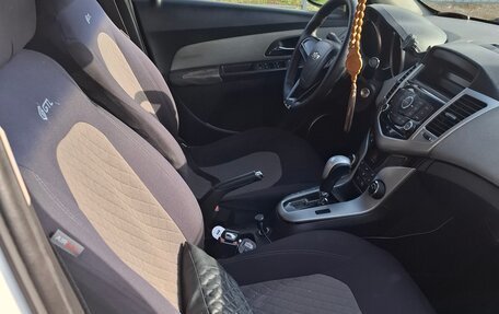 Chevrolet Cruze II, 2012 год, 620 000 рублей, 10 фотография