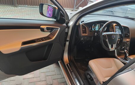 Volvo XC60 II, 2013 год, 22 фотография