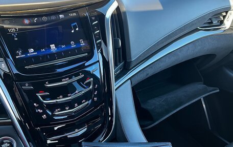 Cadillac Escalade IV, 2020 год, 5 500 000 рублей, 26 фотография