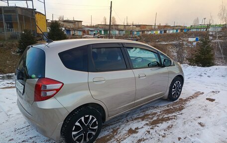 Honda Fit III, 2010 год, 980 000 рублей, 8 фотография