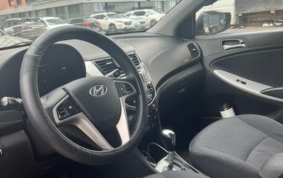 Hyundai Solaris II рестайлинг, 2011 год, 950 000 рублей, 1 фотография