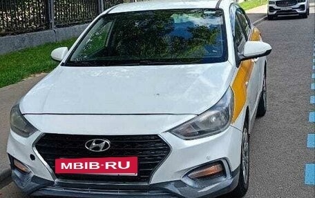 Hyundai Solaris II рестайлинг, 2020 год, 1 100 000 рублей, 2 фотография