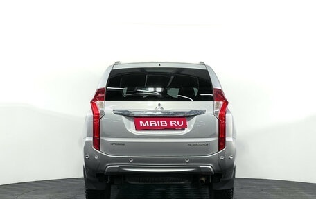 Mitsubishi Pajero Sport III рестайлинг, 2019 год, 3 647 000 рублей, 6 фотография