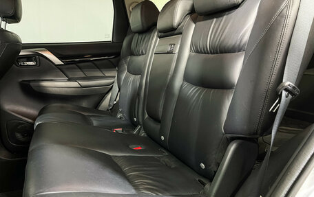 Mitsubishi Pajero Sport III рестайлинг, 2019 год, 3 647 000 рублей, 10 фотография