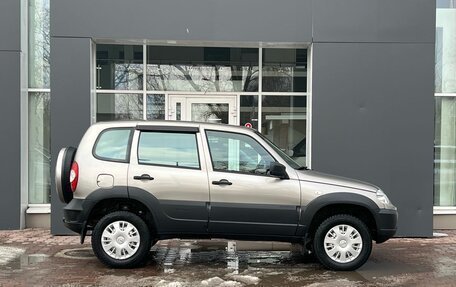 Chevrolet Niva I рестайлинг, 2019 год, 769 000 рублей, 6 фотография