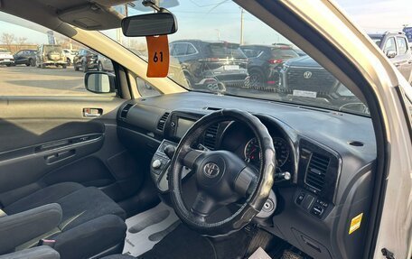 Toyota Wish II, 2006 год, 929 000 рублей, 11 фотография