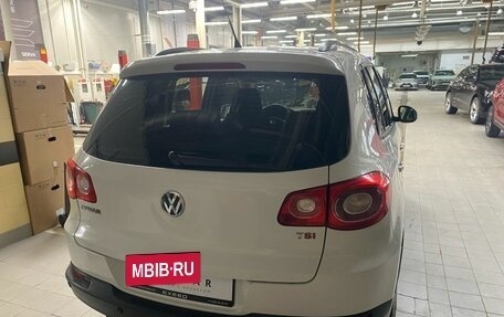 Volkswagen Tiguan I, 2008 год, 750 000 рублей, 2 фотография