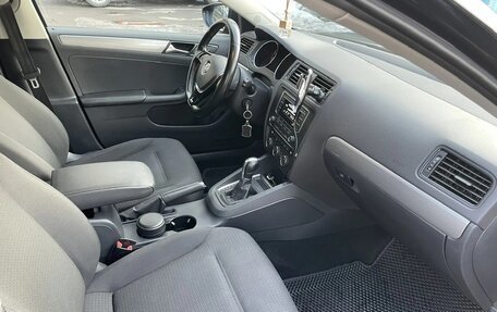 Volkswagen Jetta VI, 2016 год, 1 265 000 рублей, 12 фотография