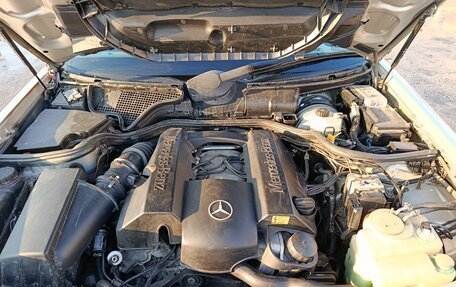 Mercedes-Benz E-Класс, 1998 год, 380 000 рублей, 12 фотография