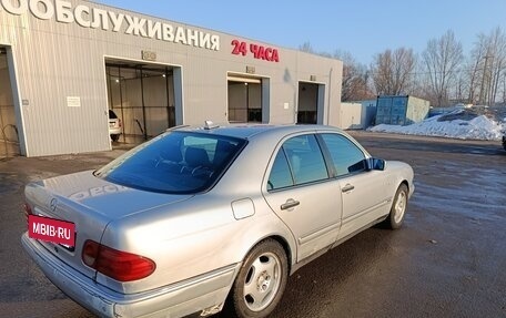 Mercedes-Benz E-Класс, 1998 год, 380 000 рублей, 8 фотография