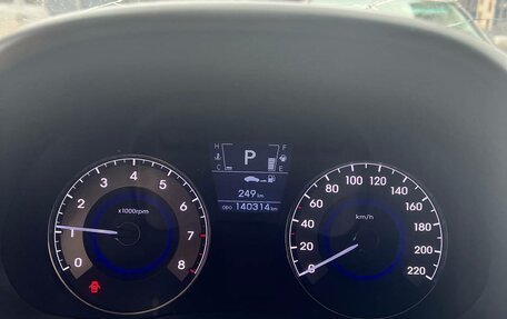 Hyundai Solaris II рестайлинг, 2011 год, 950 000 рублей, 4 фотография