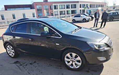 Opel Astra J, 2011 год, 630 000 рублей, 4 фотография