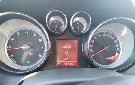 Opel Astra J, 2011 год, 630 000 рублей, 11 фотография