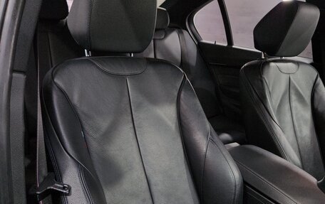 BMW 3 серия, 2018 год, 2 980 000 рублей, 25 фотография