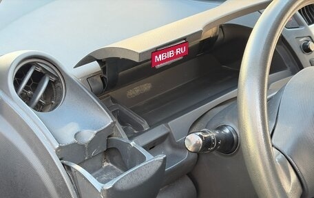 Toyota Yaris III рестайлинг, 2007 год, 579 000 рублей, 20 фотография