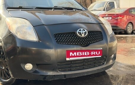 Toyota Yaris III рестайлинг, 2007 год, 579 000 рублей, 15 фотография