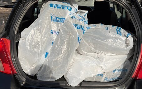 Toyota Yaris III рестайлинг, 2007 год, 579 000 рублей, 35 фотография