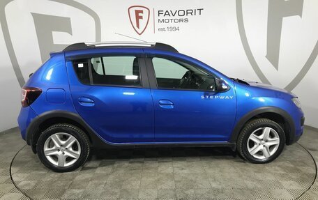 Renault Sandero II рестайлинг, 2018 год, 849 000 рублей, 4 фотография