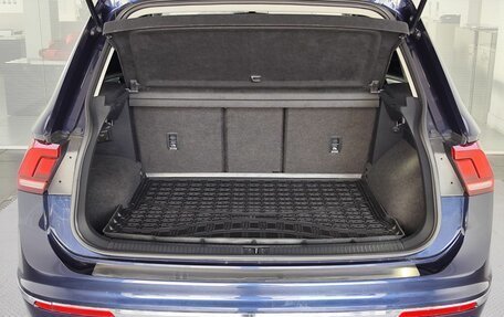 Volkswagen Tiguan II, 2017 год, 2 499 000 рублей, 12 фотография