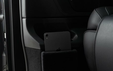 Mercedes-Benz V-Класс, 2021 год, 6 927 077 рублей, 25 фотография