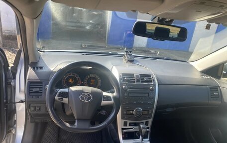 Toyota Corolla, 2011 год, 1 250 000 рублей, 4 фотография