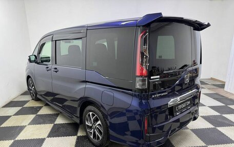 Honda Stepwgn IV, 2019 год, 2 494 000 рублей, 7 фотография
