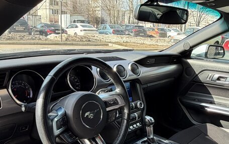 Ford Mustang VI рестайлинг, 2020 год, 2 850 000 рублей, 12 фотография