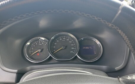 Renault Logan II, 2015 год, 510 000 рублей, 6 фотография