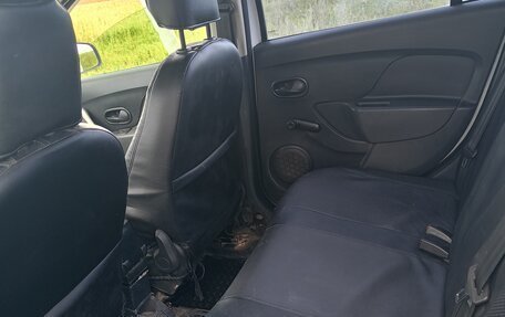 Renault Logan II, 2015 год, 510 000 рублей, 7 фотография