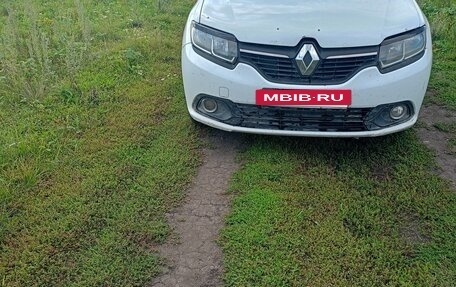 Renault Logan II, 2015 год, 510 000 рублей, 2 фотография