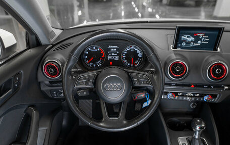 Audi A3, 2017 год, 2 150 000 рублей, 10 фотография