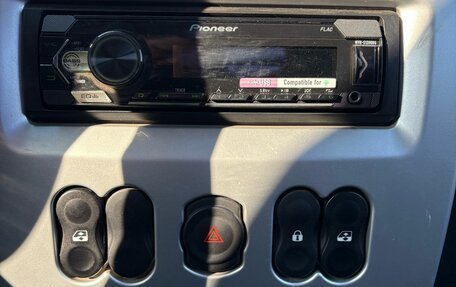 Renault Sandero I, 2013 год, 680 000 рублей, 9 фотография