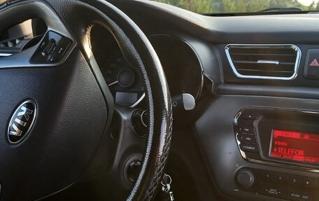 KIA Rio III рестайлинг, 2015 год, 1 060 000 рублей, 8 фотография