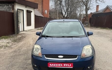 Ford Fiesta, 2006 год, 565 000 рублей, 1 фотография