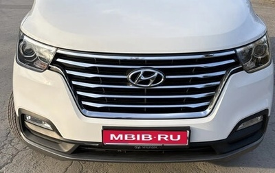 Hyundai Grand Starex Grand Starex I рестайлинг 2, 2018 год, 3 270 000 рублей, 1 фотография