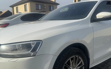 Volkswagen Jetta VI, 2013 год, 960 000 рублей, 7 фотография