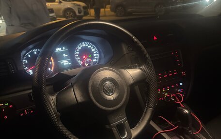 Volkswagen Jetta VI, 2013 год, 960 000 рублей, 12 фотография